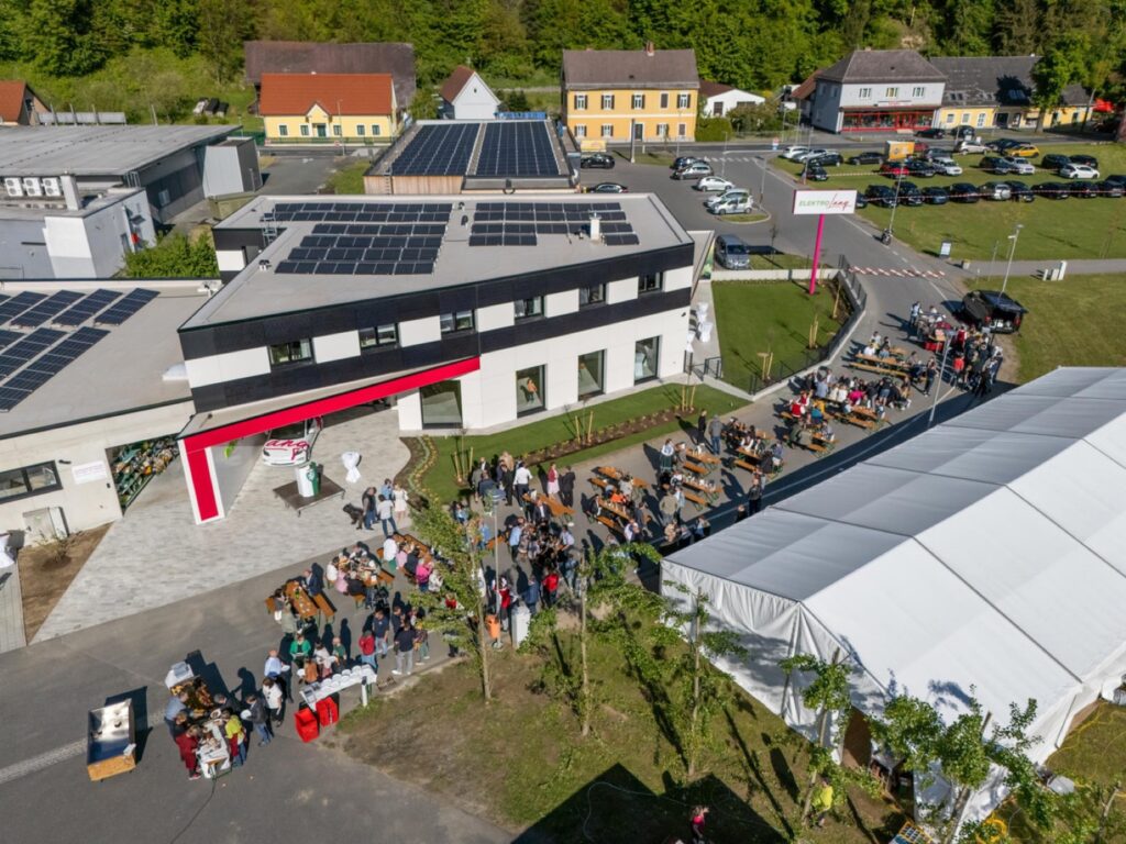 Eröffnungsfest beim E.N.G.E.L. in Arnfels aus der Luft